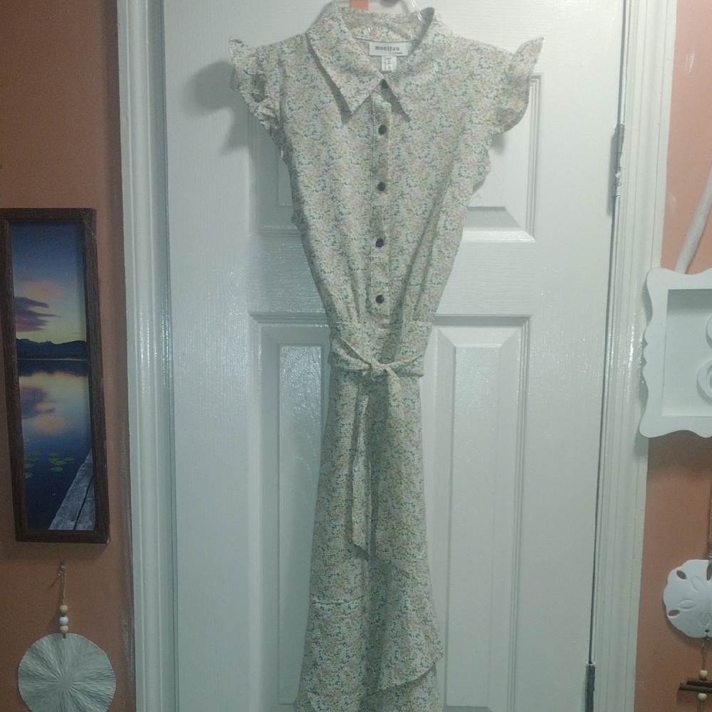 Montean Supply Co. Floral Button-Front Tie-Waist Dress -Front Ruffle Cream Multi